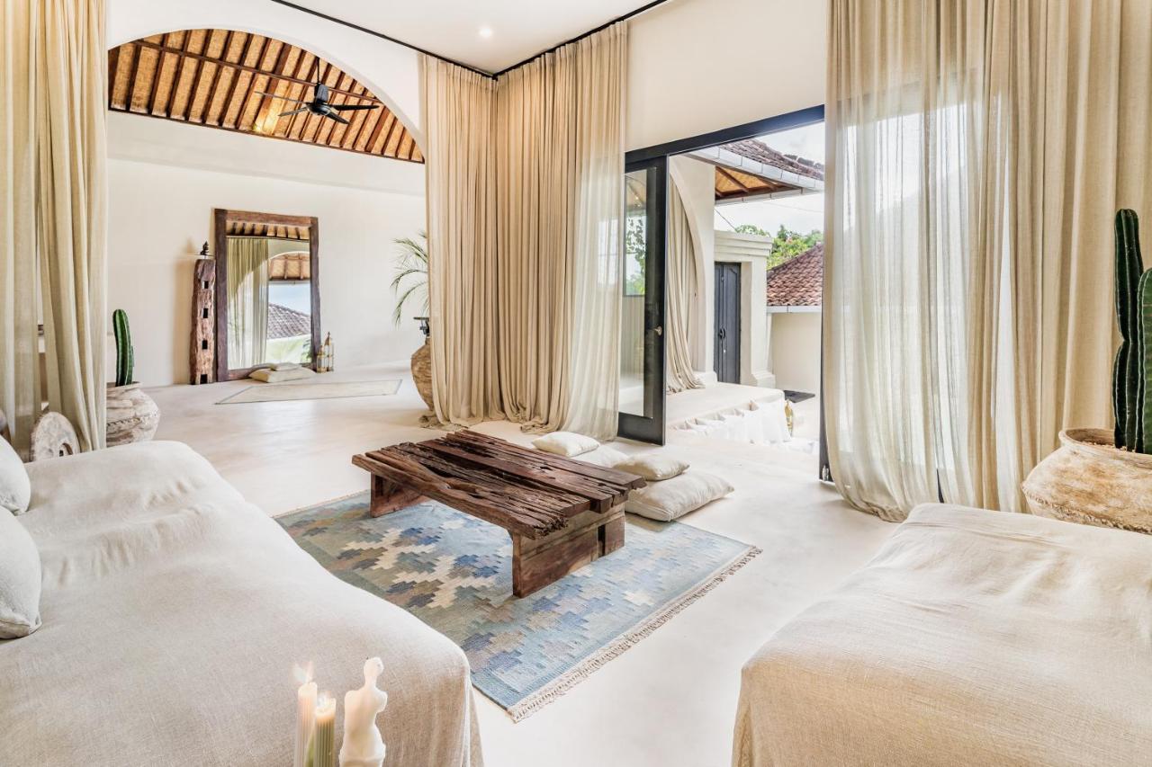 Casa Diola Villa Canggu Exteriör bild